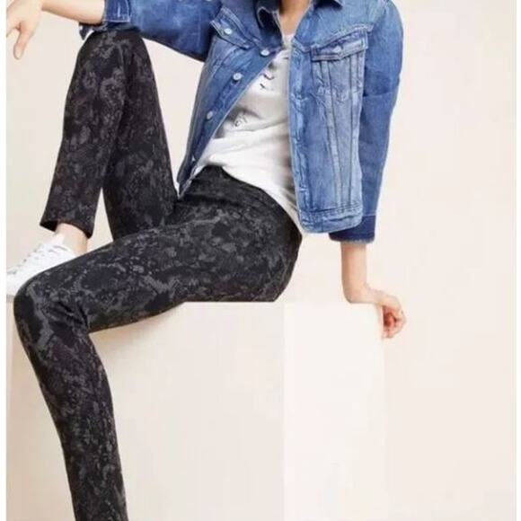 NWT ANTHROPOLOGIE Sanctuary snakeskin reptile black ponte knit legging Size XS - Picture 1 of 8
